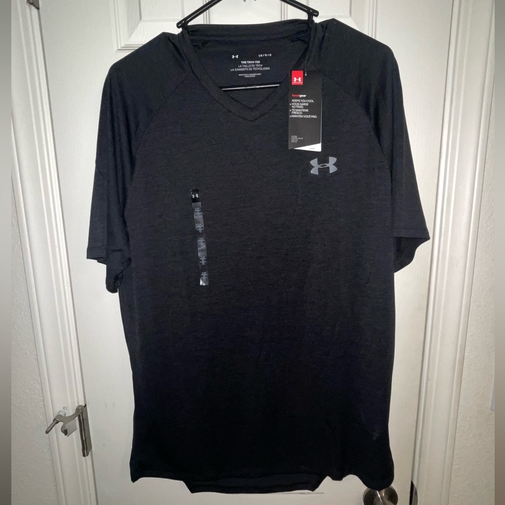 Under Armour men’s size Large performance tech tee